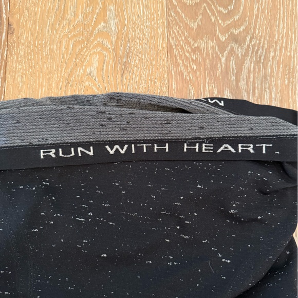 Lululemon Swiftly Tech Short Sleeve Crew black/white - Picture 6 of 7